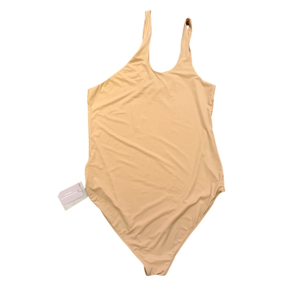 One-Shoulder Tan Bodysuit - Picture 4 of 7